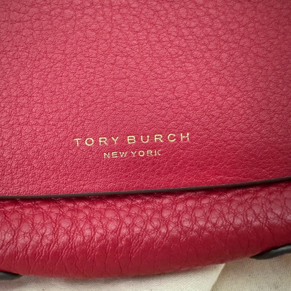TORY BURCH BOMBE CROSSBODY BAG with flap